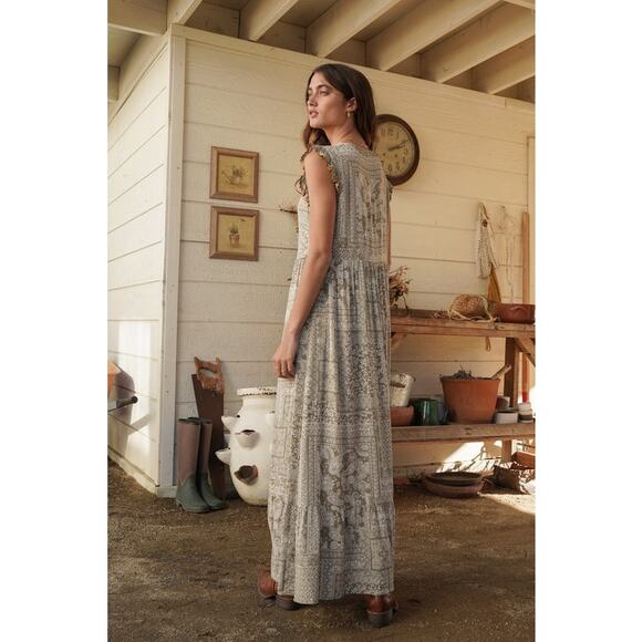 Hem & Thread PATCHWORK PRINT TASSEL TIE MAXI DRESS Olive - Picture 3 of 4